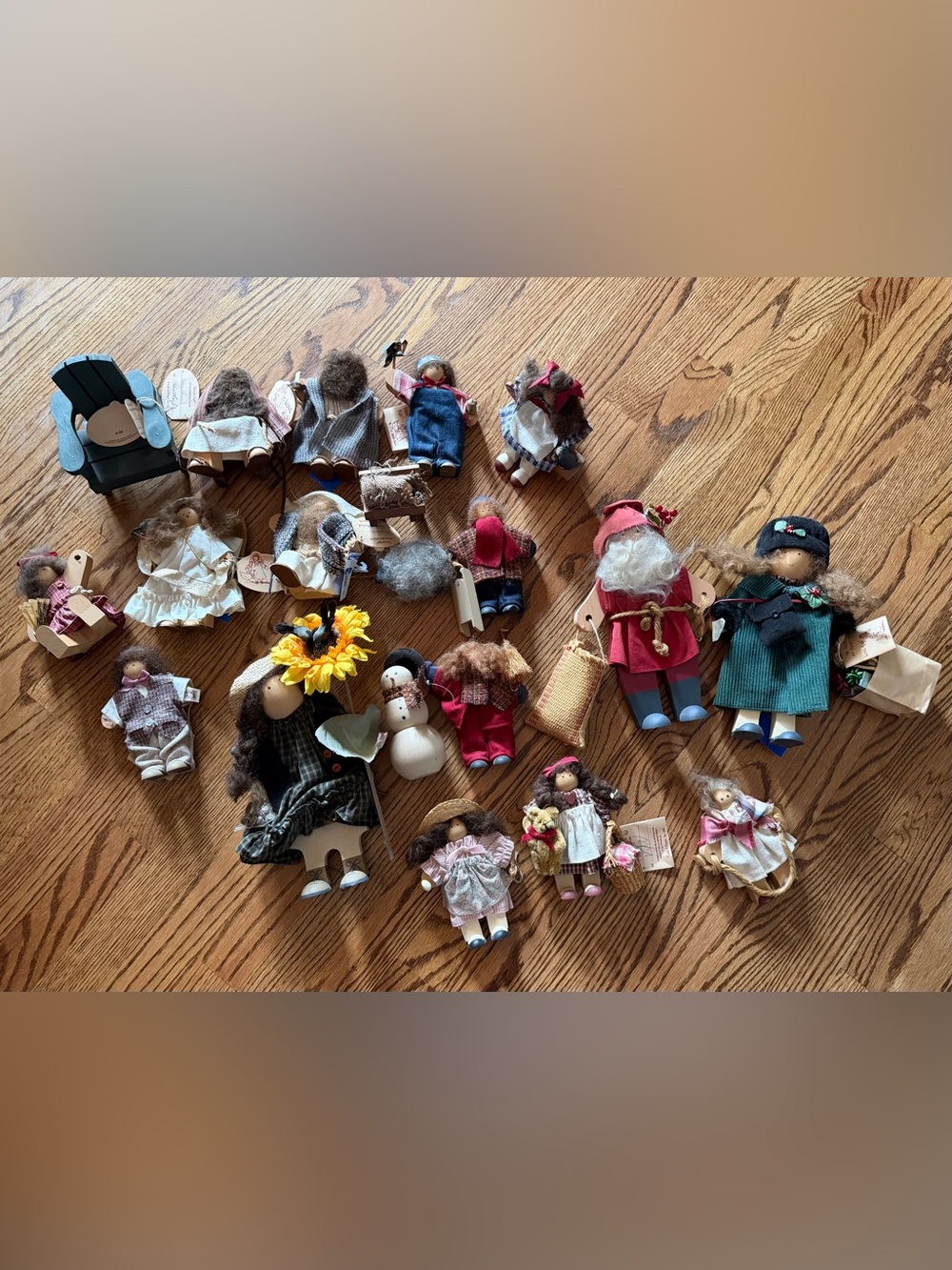 Lizzie High Collectible Dolls Lot  18 pieces